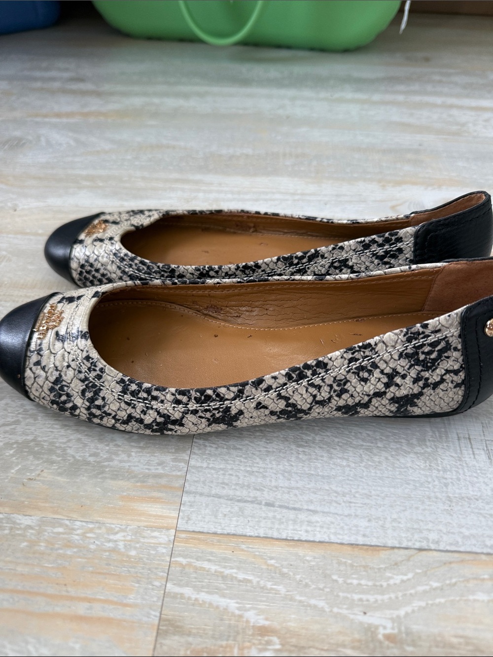 COACH Snake-Print Leather Ballet Flats with Black Cap Toe and Gold Logo - Picture 2 of 3